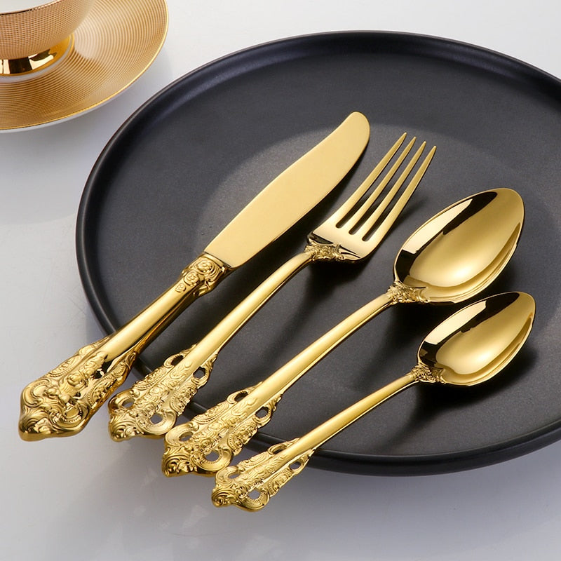 Vintage Western Gold Plated Cutlery Tableware Set 24pcs Dining Knives Forks Teaspoons Golden Luxury Dinnerware Sets Engraving