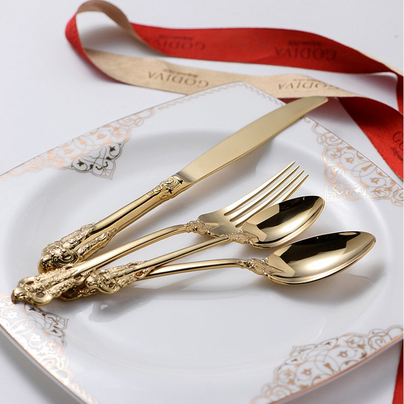 Vintage Western Gold Plated Cutlery Tableware Set 24pcs Dining Knives Forks Teaspoons Golden Luxury Dinnerware Sets Engraving